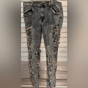 FWRD Mens Roughed Up Jean Size 40 Stretch